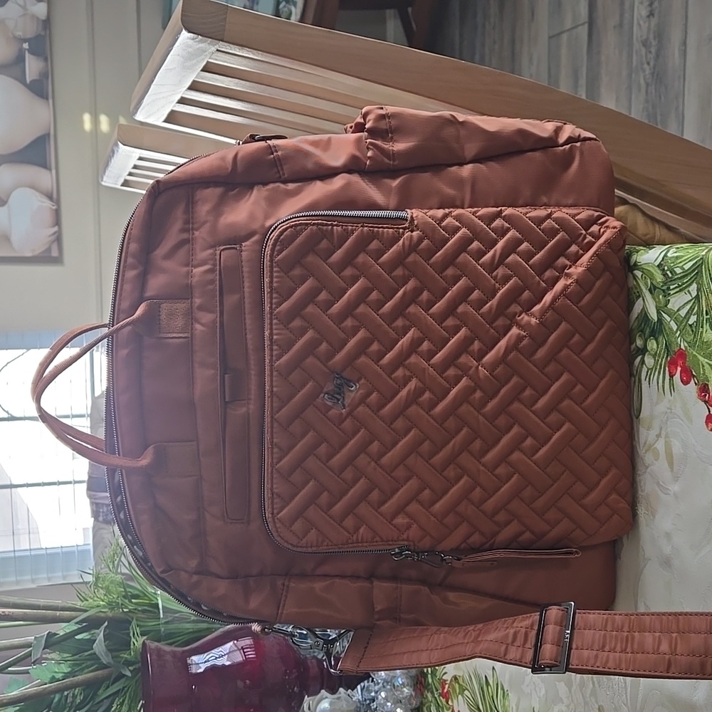 Lug Large Quilted convertible Tote - Sonata - Brand new-never used- Copper Brown